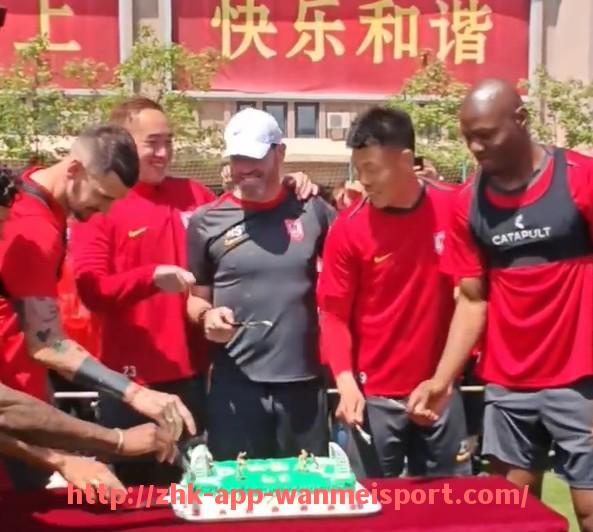 完美体育官方入口-西甲联赛巴萨回放：巴塞罗那近期比赛录像观看指南