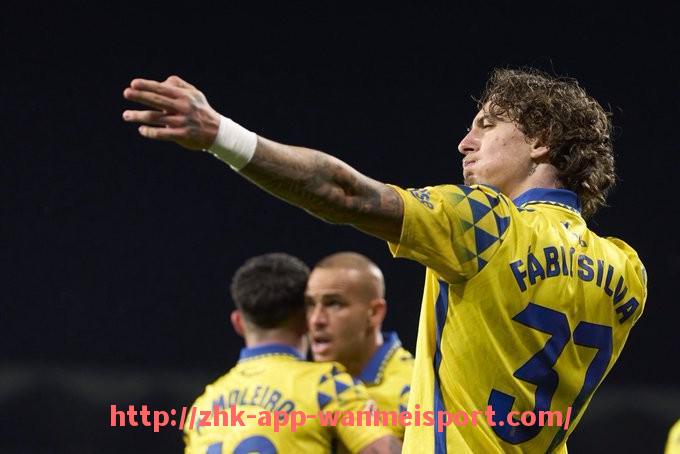 完美体育官方入口-2025年世俱杯门票价格及抢票攻略全方位解析